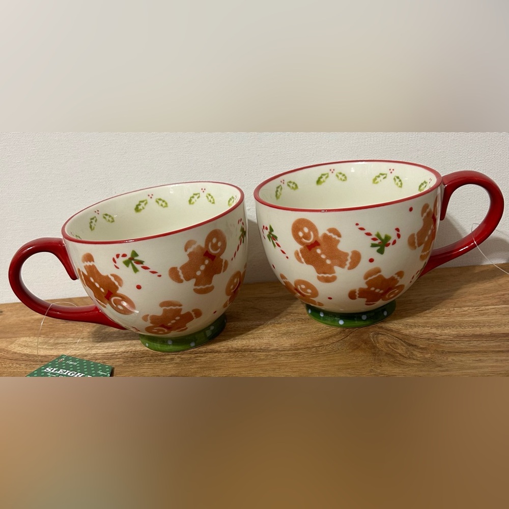 Sleigh Bell Bistro Set of 2 Gingerbread Footed Coffee Mugs Cups NEW